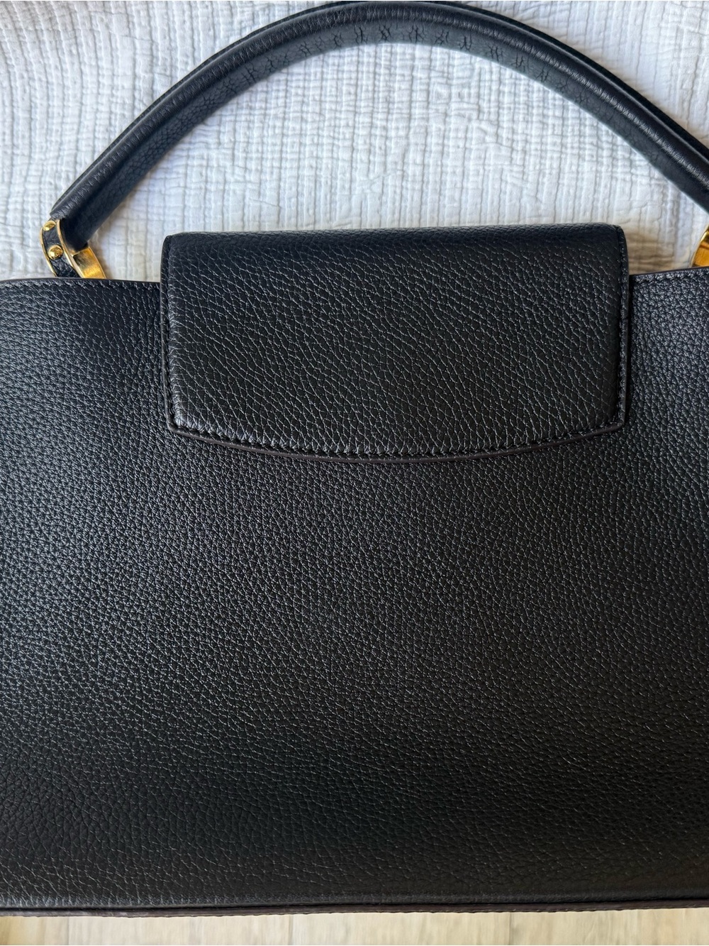 Louis Vuitton Black Pebbled Leather Satchel with Gold LV Accent Capucines MM - Picture 4 of 7